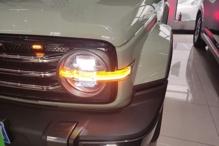 Used Tank 300 2021 City Edition 2.0T—Truly Stylish Left Front Headlight