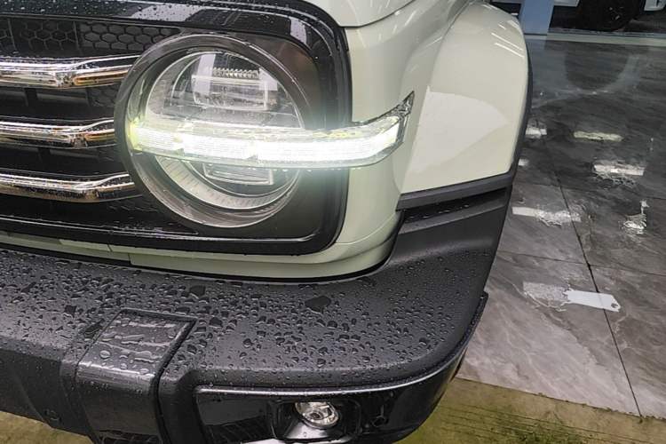 Used Tank 300 2021 City Edition 2.0T—Truly Stylish Left Front Headlight