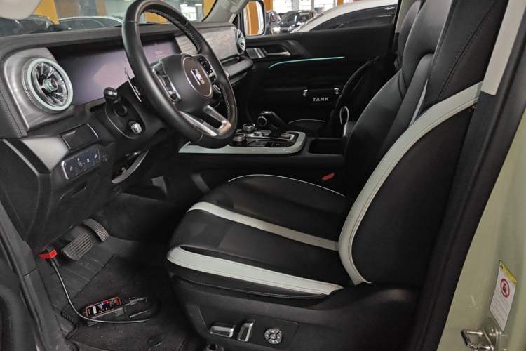 Used Tank 300 2021 City Edition 2.0T—Truly Stylish Left Front Seat