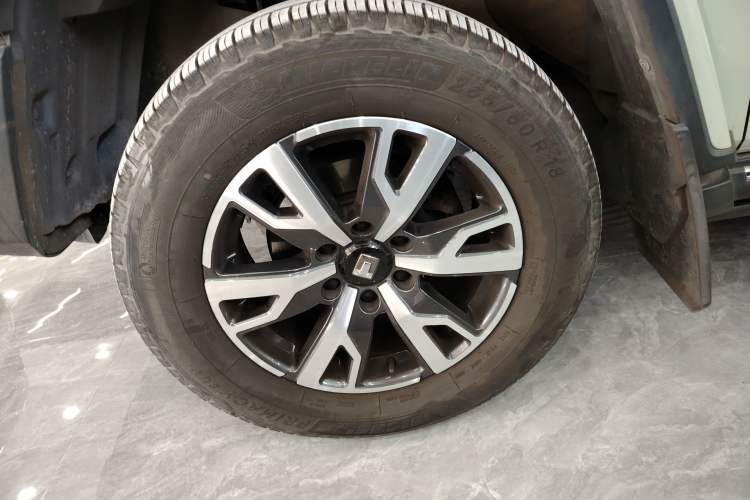 Used Tank 300 2021 City Edition 2.0T—Truly Stylish Left Front Wheel Hub
