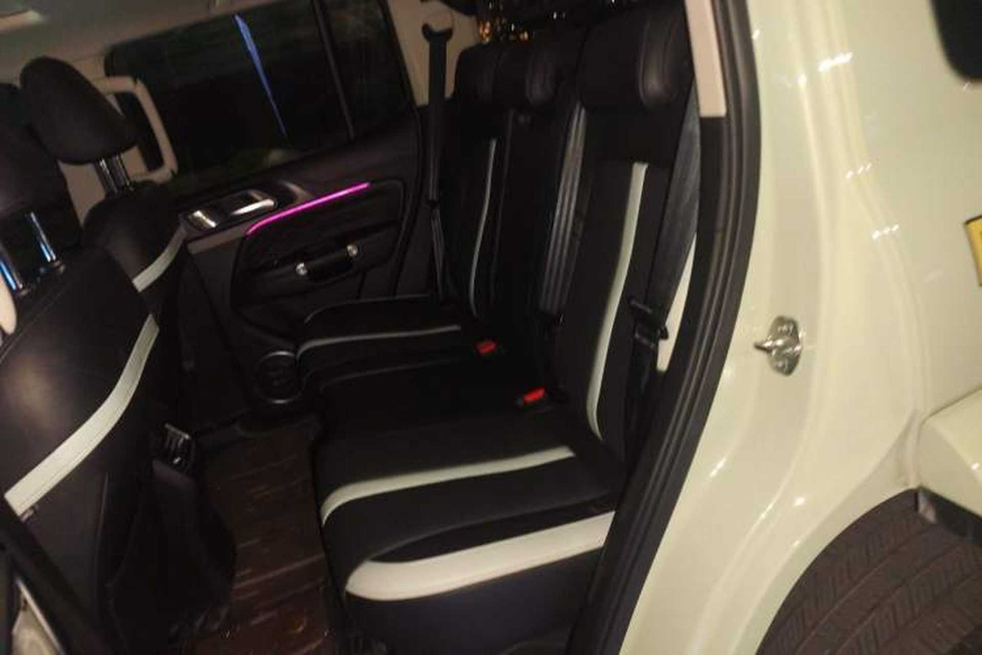 Used Tank 300 2021 City Edition 2.0T—Truly Stylish Left Rear Seat
