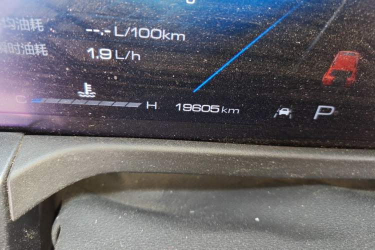 Used Tank 300 2021 City Edition 2.0T—Truly Stylish Odometer Close Up