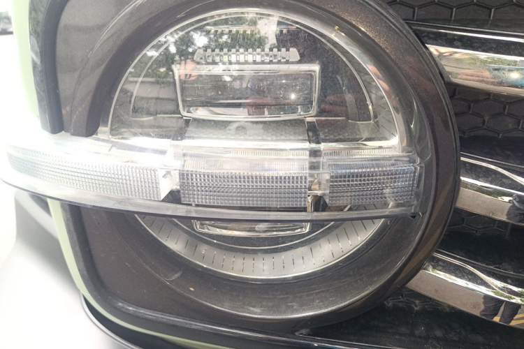 Used Tank 300 2021 City Edition 2.0T—Truly Stylish Right Front Headlight