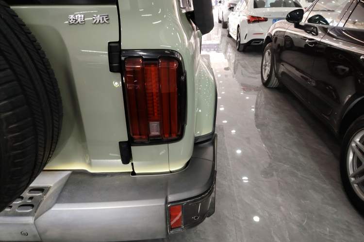 Used Tank 300 2021 City Edition 2.0T—Truly Stylish Right Rear Taillight