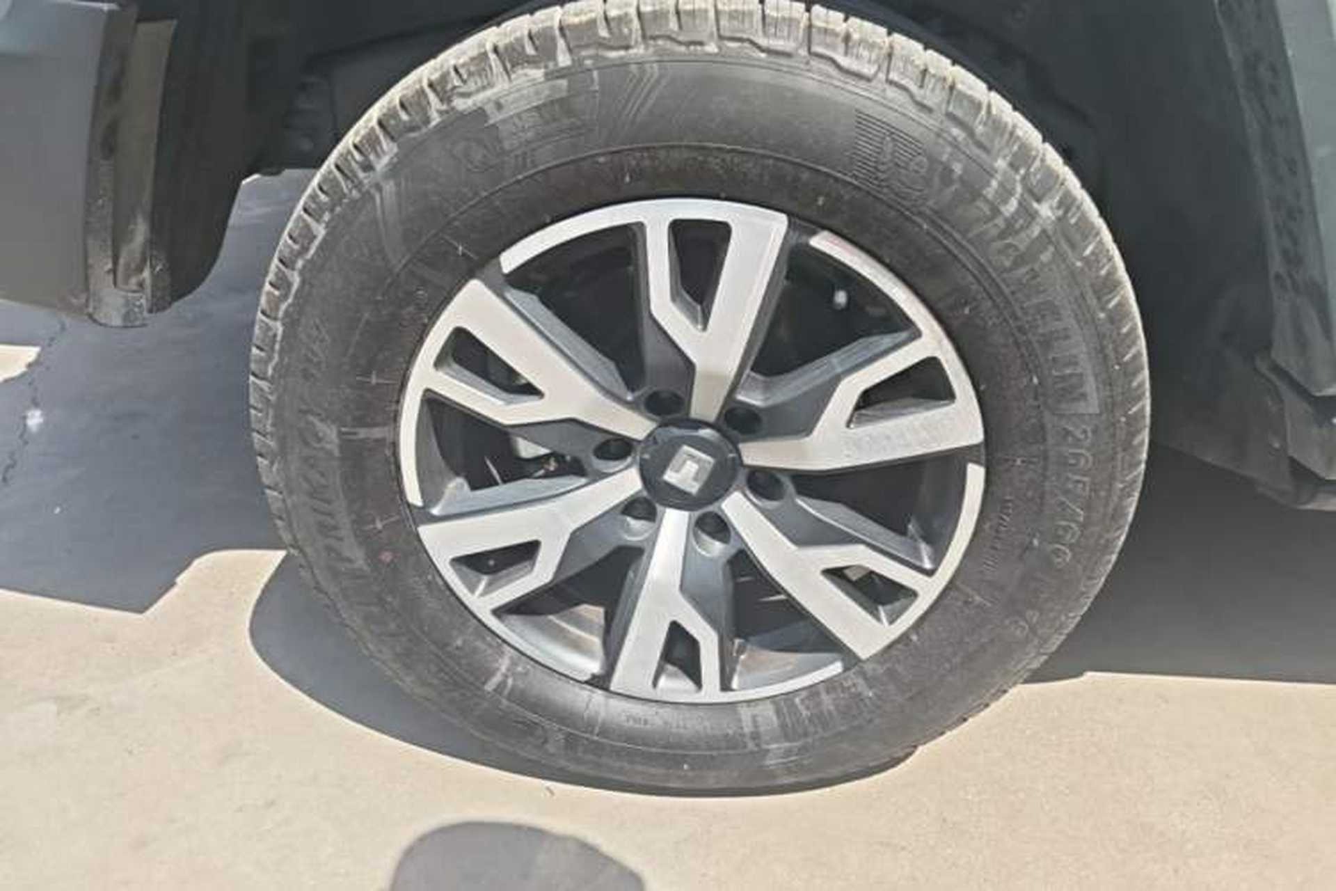 Used Tank 300 2021 City Edition 2.0T—Truly Stylish Right Rear Wheel Hub