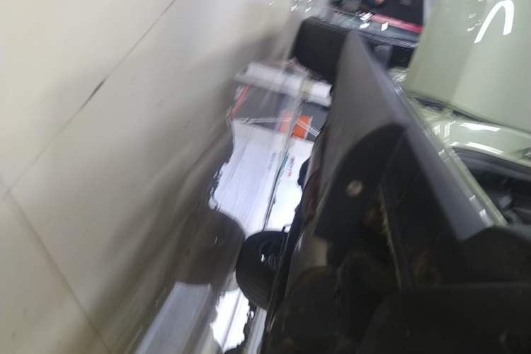 Used Tank 300 2021 City Edition 2.0T—Truly Stylish Right Side Sill