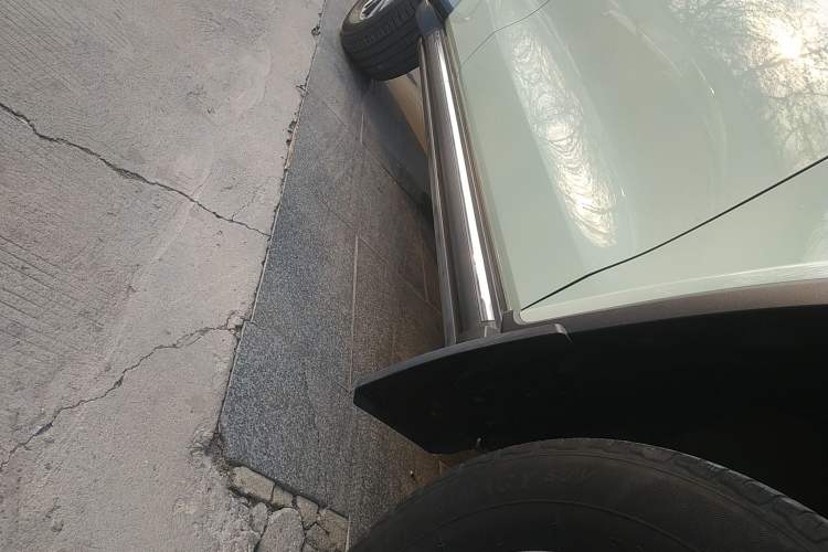 Used Tank 300 2021 City Edition 2.0T—Truly Stylish Right Side Sill