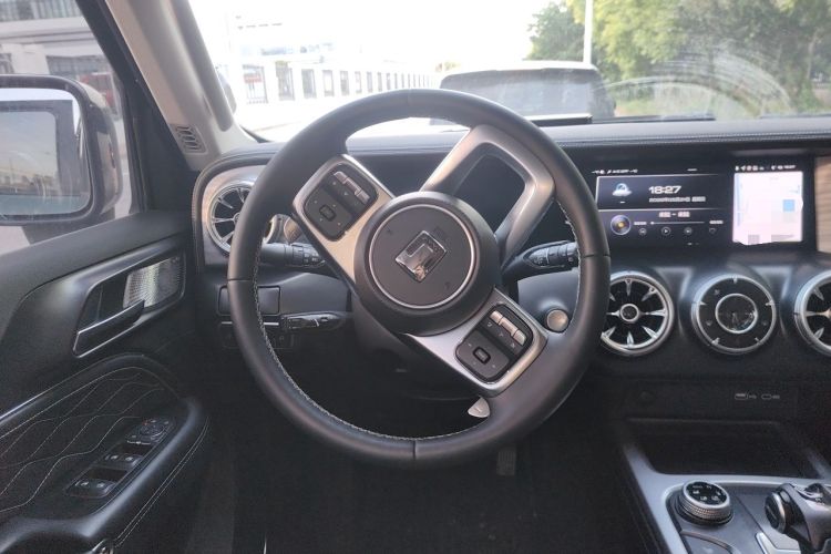 Used Tank 300 2021 City Edition 2.0T—Truly Stylish Steering Wheel