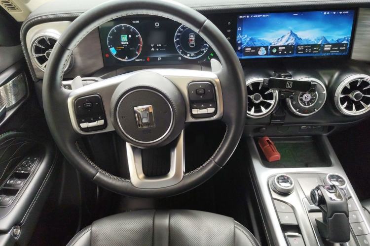 Used Tank 300 2021 City Edition 2.0T—Truly Stylish Steering Wheel