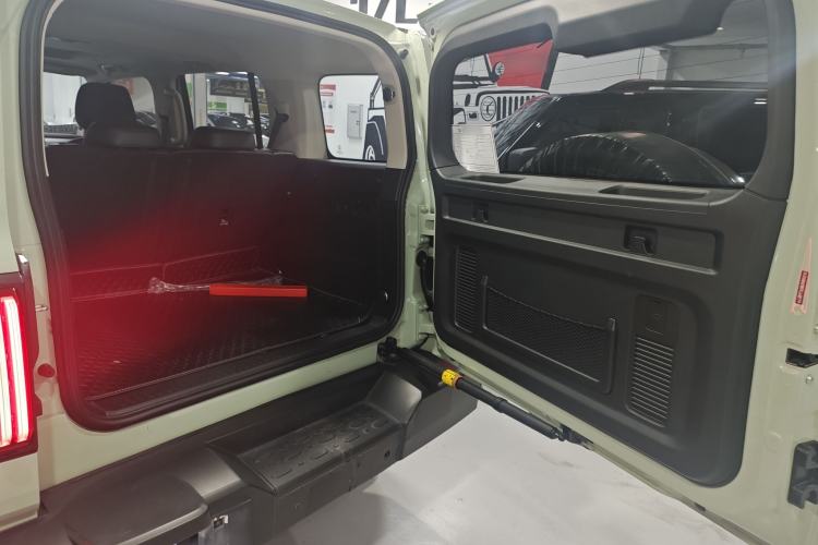 Used Tank 300 2021 City Edition 2.0T—Truly Stylish Trunk