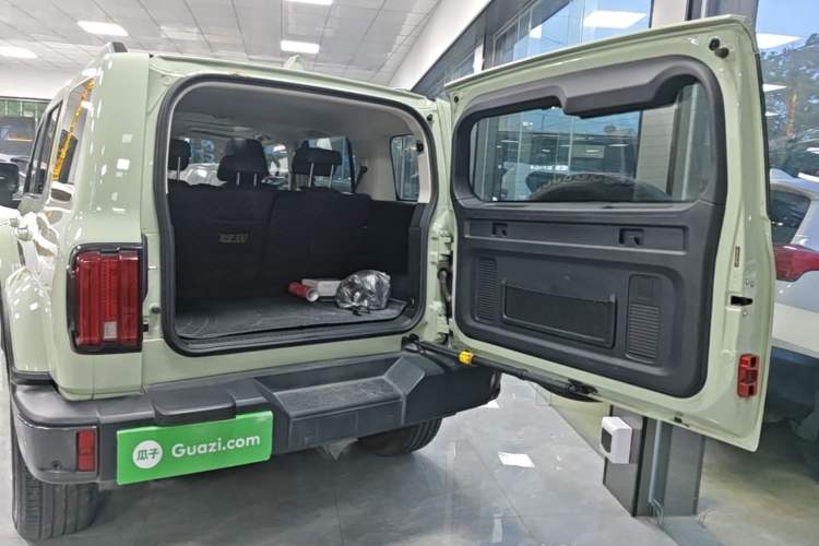 Used Tank 300 2021 City Edition 2.0T—Truly Stylish Trunk