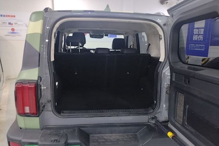 Used Tank 300 2021 Off-Road Edition 2.0T Challenger Trunk