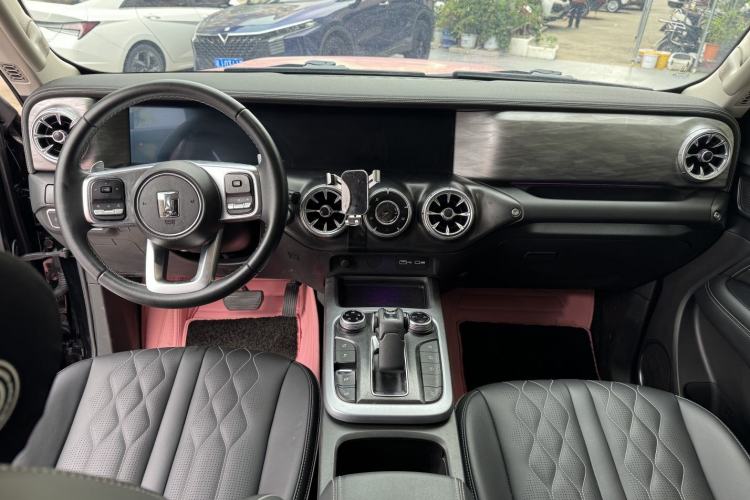 Used Tank 300 2021 Off-Road Edition 2.0T Challenger Interior 1