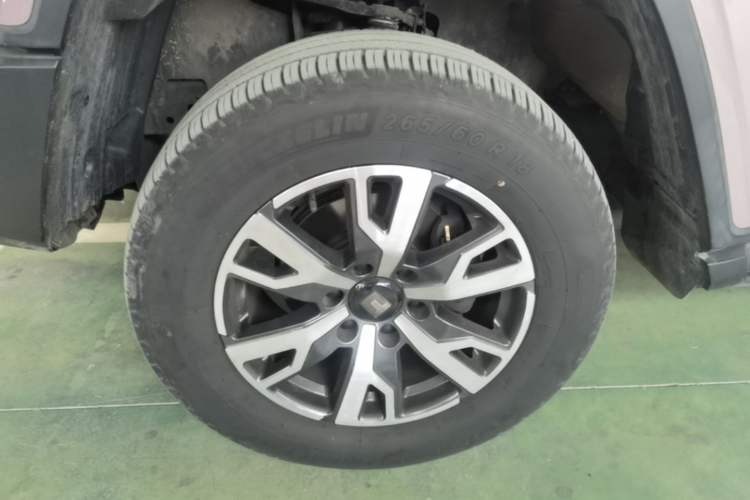 Used Tank 300 2021 City Edition 2.0T—Truly Stylish Left Front Wheel Hub