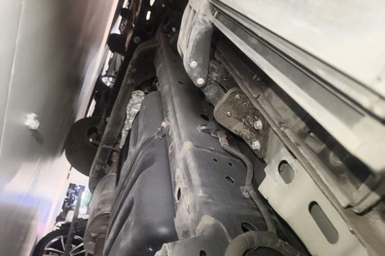 Used Tank 300 2021 City Edition 2.0T—Truly Stylish Left Side Sill