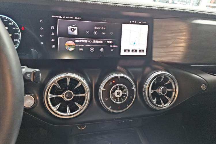 Used Tank 300 2021 Off-Road Edition 2.0T Conqueror Audio And AC Panel