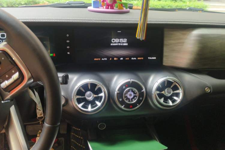 Used Tank 300 2021 Off-Road Edition 2.0T Conqueror Audio And AC Panel