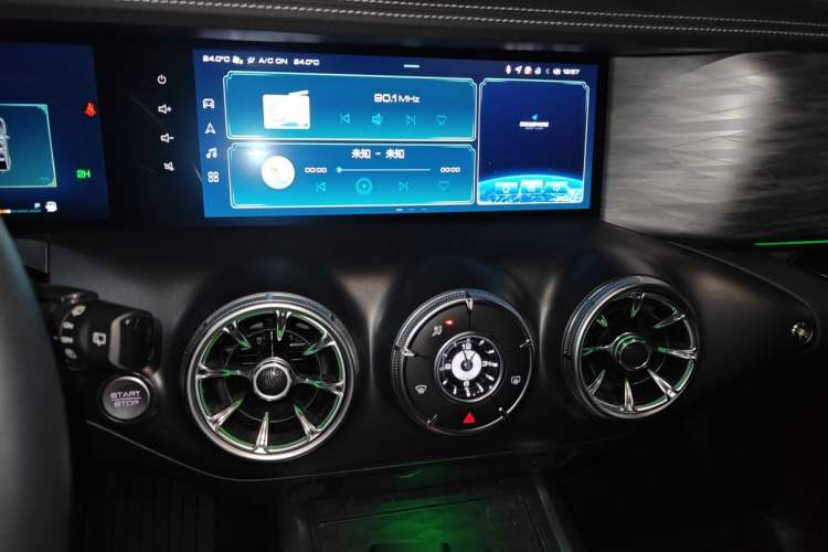 Used Tank 300 2021 Off-Road Edition 2.0T Conqueror Audio And AC Panel