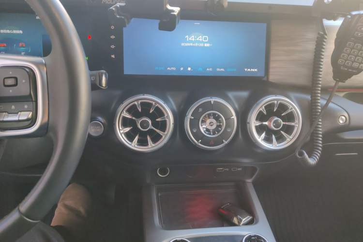 Used Tank 300 2021 Off-Road Edition 2.0T Conqueror Audio And AC Panel