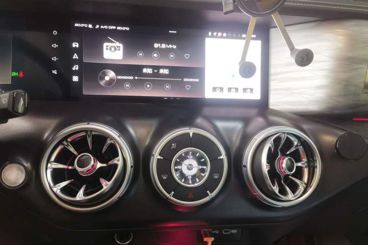 Used Tank 300 2021 Off-Road Edition 2.0T Conqueror Audio And AC Panel