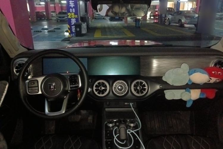 Used Tank 300 2021 Off-Road Edition 2.0T Challenger Center Console