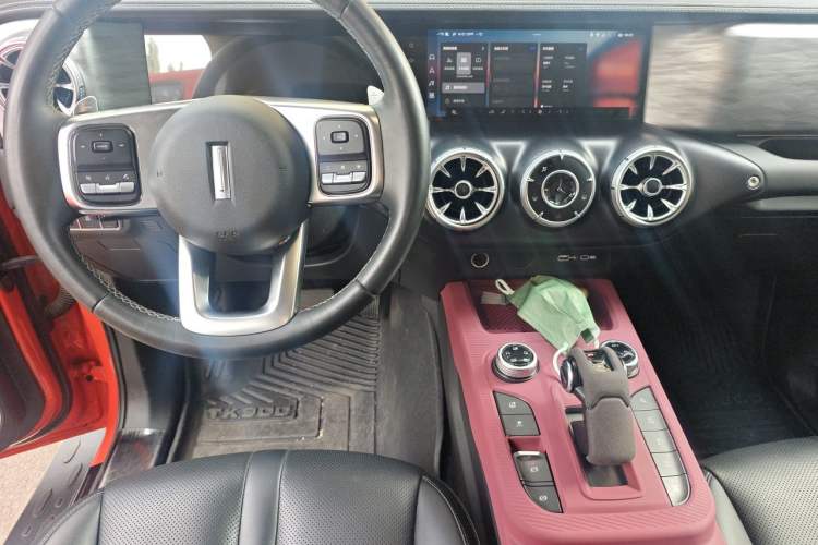Used Tank 300 2021 Off-Road Edition 2.0T Conqueror Center Console