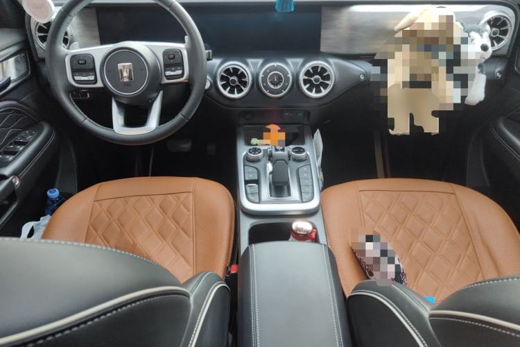 Used Tank 300 2021 City Edition 2.0T—Truly Stylish Center Console