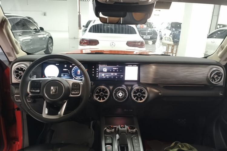 Used Tank 300 2021 City Edition 2.0T—Truly Stylish Center Console