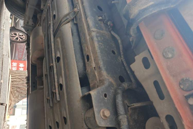 Used Tank 300 2021 Off-Road Edition 2.0T Conqueror Chassis Rear Left