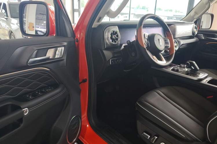 Used Tank 300 2021 City Edition 2.0T—Truly Stylish Driver Seat