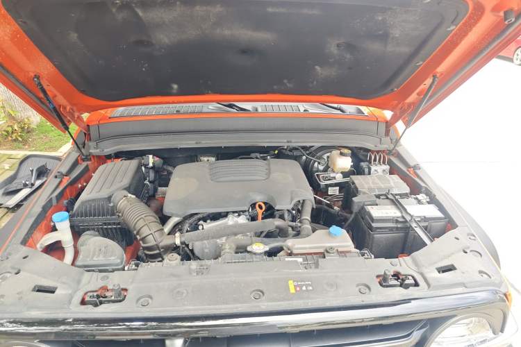 Used Tank 300 2021 Off-Road Edition 2.0T Challenger Engine Bay