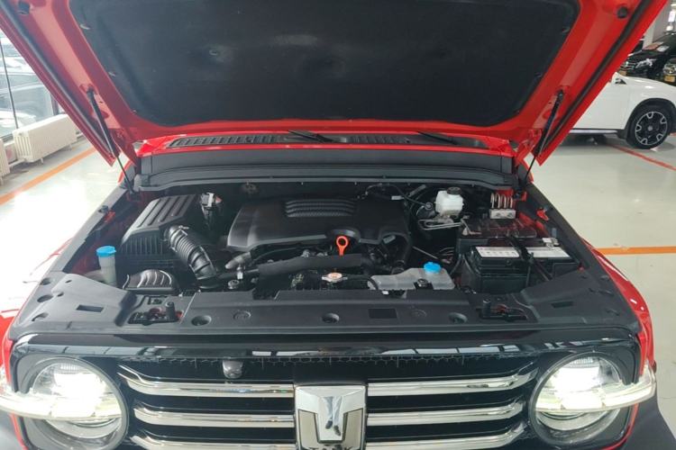 Used Tank 300 2021 City Edition 2.0T—Truly Stylish Engine Bay