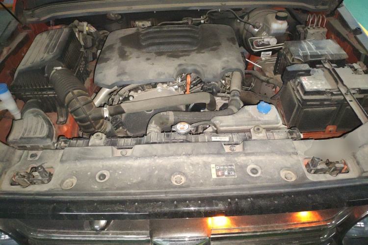Used Tank 300 2021 City Edition 2.0T—Truly Stylish Engine Bay