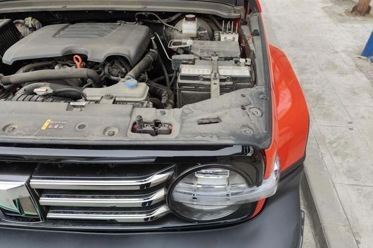 Used Tank 300 2021 City Edition 2.0T—Truly Stylish Engine Bay Left