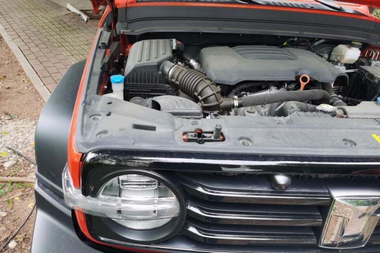 Used Tank 300 2021 Off-Road Edition 2.0T Challenger Engine Bay Right