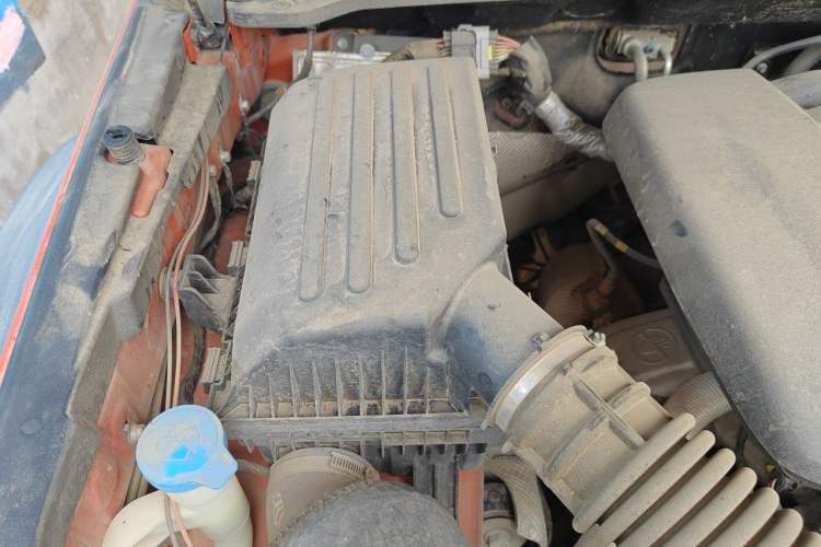Used Tank 300 2021 Explorer 2.0T Off-Road Edition Engine Bay Right