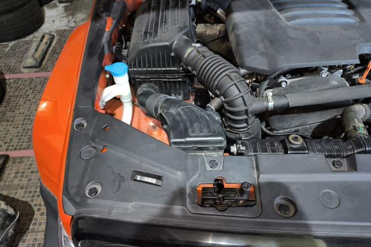 Used Tank 300 2021 City Edition 2.0T—Truly Stylish Engine Bay Right