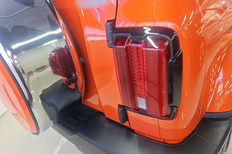 Used Tank 300 2021 City Edition 2.0T—Truly Stylish Exterior 3