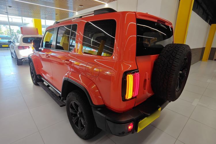 Used Tank 300 2021 City Edition 2.0T—Truly Stylish Exterior 3