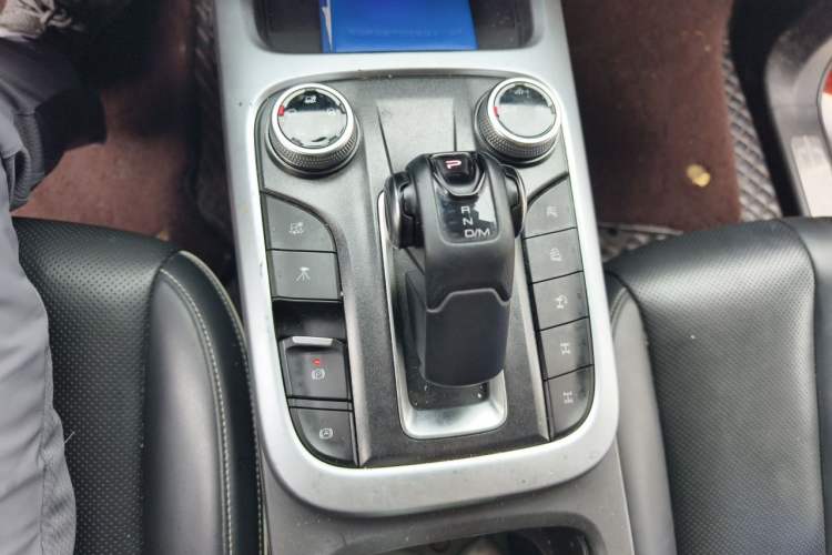 Used Tank 300 2021 Off-Road Edition 2.0T Conqueror Gear Lever