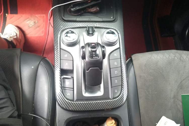 Used Tank 300 2021 Off-Road Edition 2.0T Conqueror Gear Lever