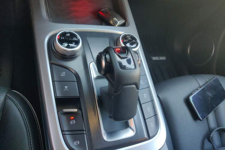 Used Tank 300 2021 Off-Road Edition 2.0T Conqueror Gear Lever