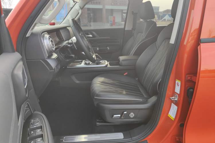 Used Tank 300 2021 Off-Road Edition 2.0T Challenger Interior 2