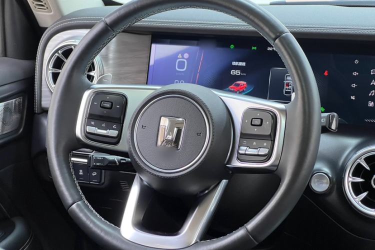 Used Tank 300 2021 City Edition 2.0T—Truly Stylish Interior 3