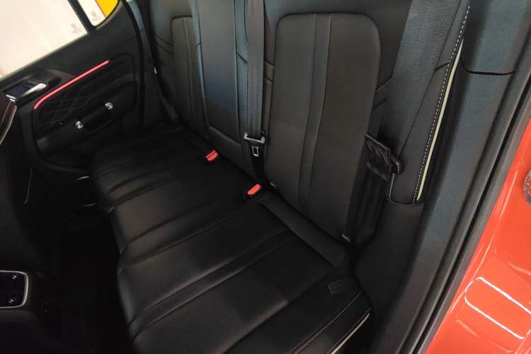 Used Tank 300 2021 City Edition 2.0T—Truly Stylish Interior 4