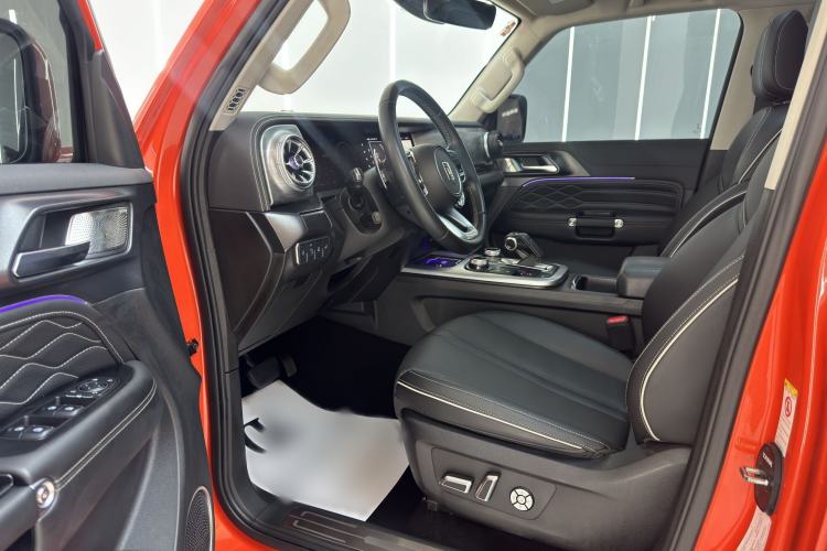 Used Tank 300 2021 City Edition 2.0T—Truly Stylish Interior 5