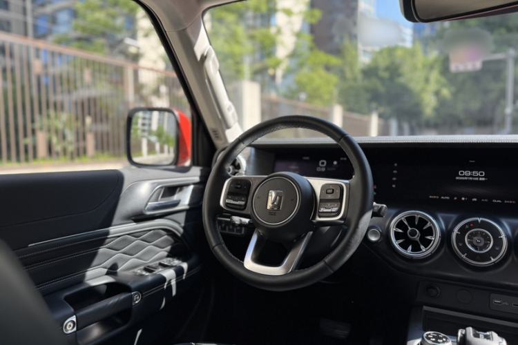 Used Tank 300 2021 City Edition 2.0T—Truly Stylish Interior 5