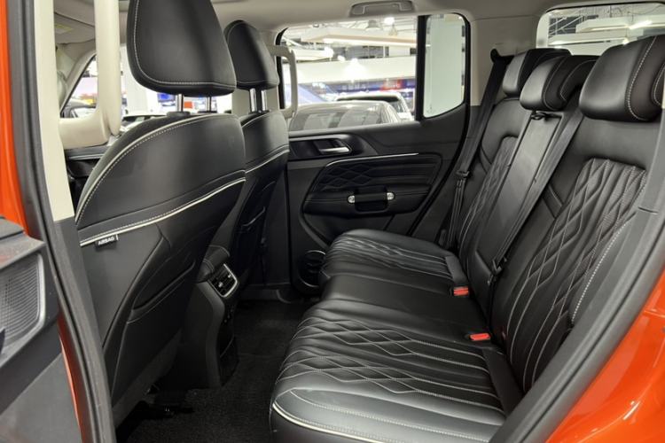 Used Tank 300 2021 Off-Road Edition 2.0T Challenger Interior 8