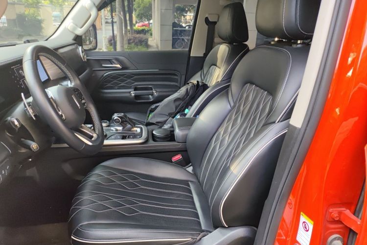 Used Tank 300 2021 Off-Road Edition 2.0T Challenger Left Front Seat