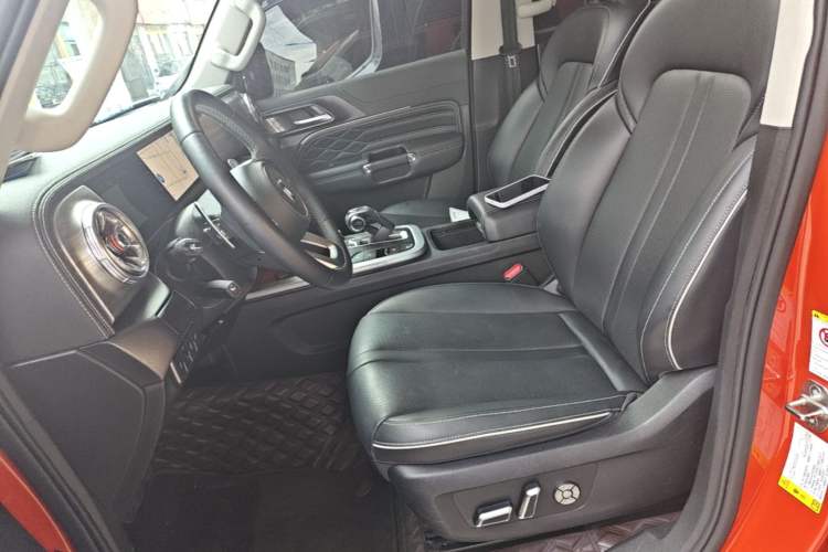 Used Tank 300 2021 Off-Road Edition 2.0T Conqueror Left Front Seat